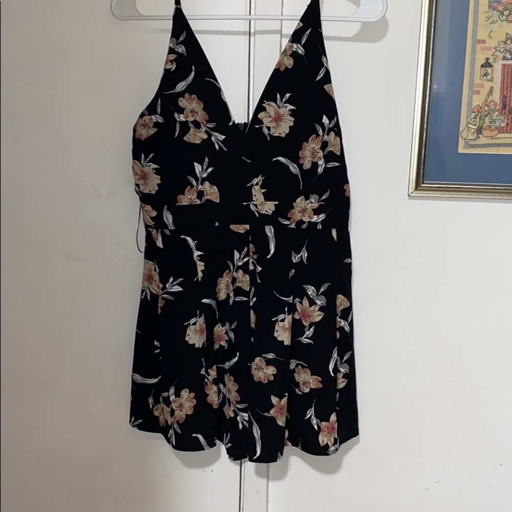Black flower romper